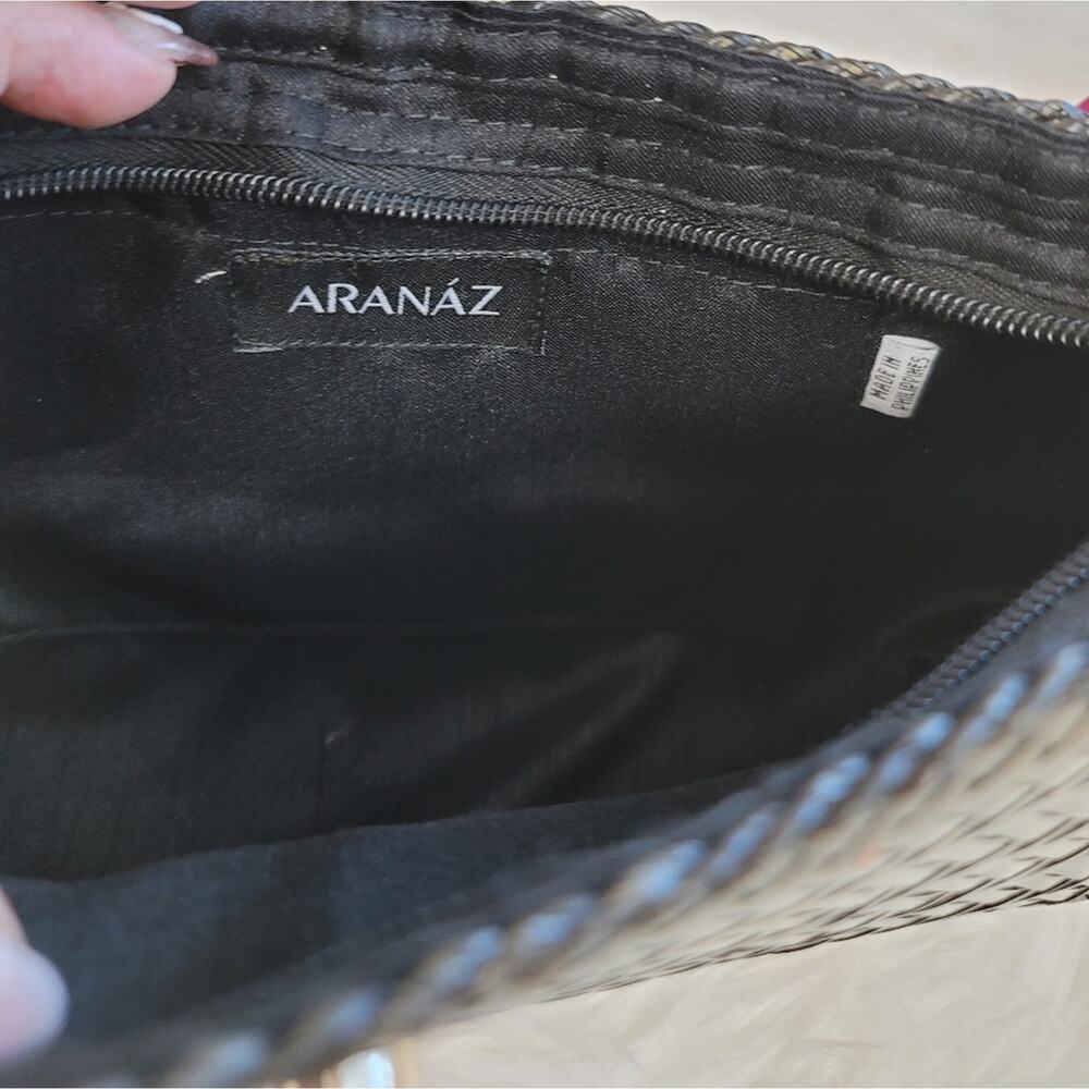 ARANAZ Handmade Filipino Woven Clutch w Metallic Embossed Magnetic Closure - Picture 11 of 16